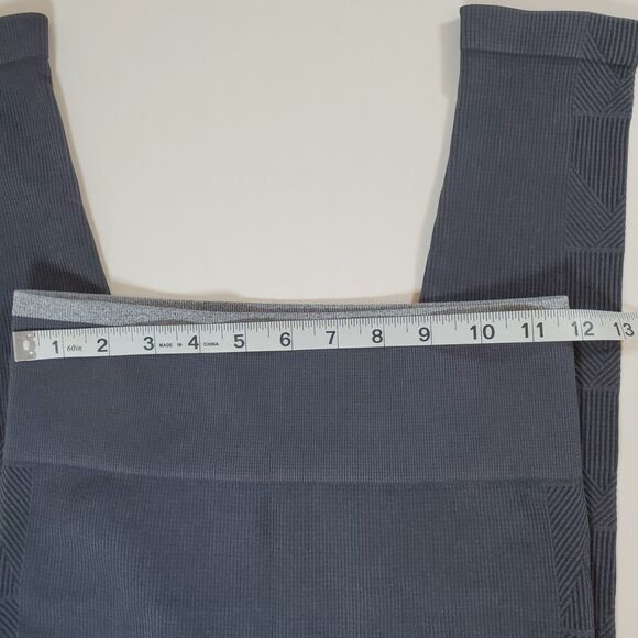 Vuori Helix Women’s Leggings Small Gray Seamless Ribbed High Rise Yoga Workout - Picture 5 of 8